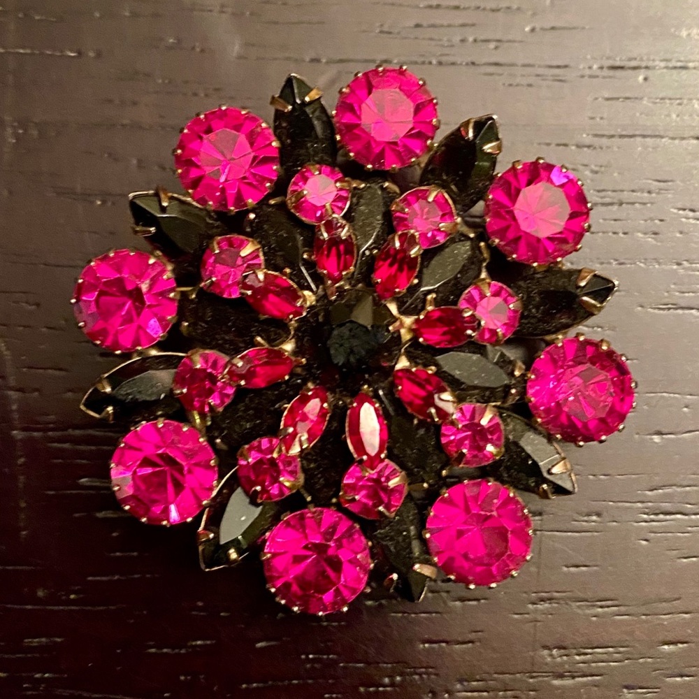 Gorgeous Vintage Antique Brooch